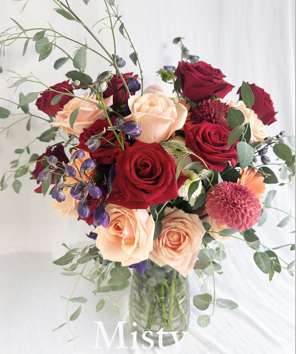 Seasonal Harmony - Glass Vase