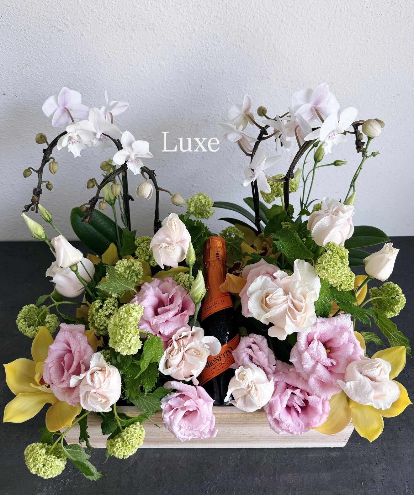 Luxe Gift Set – Florals + Wine