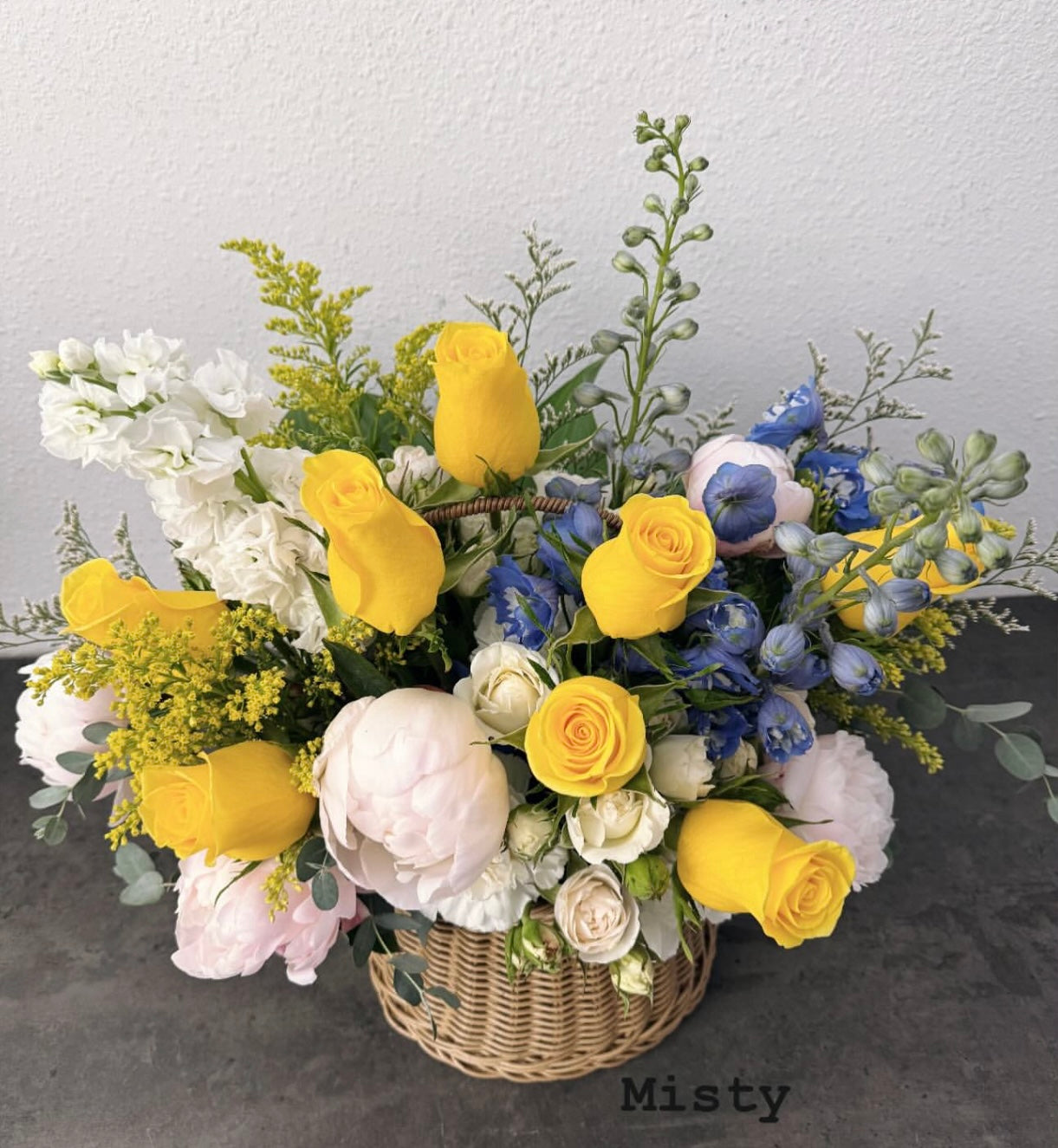 Velvet Garden - Basket - sold out